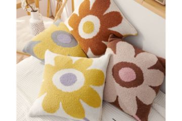 Picture of Test No Order - DAISY Floral Style Square Jacquard Cushion with Inner (45cmx45cm)